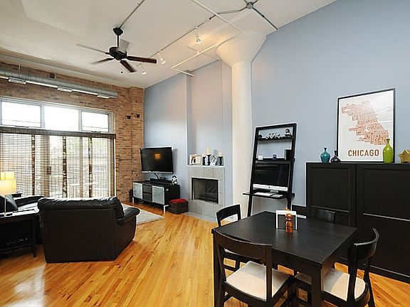 5th image of 1801 W Larchmont Ave APT 211