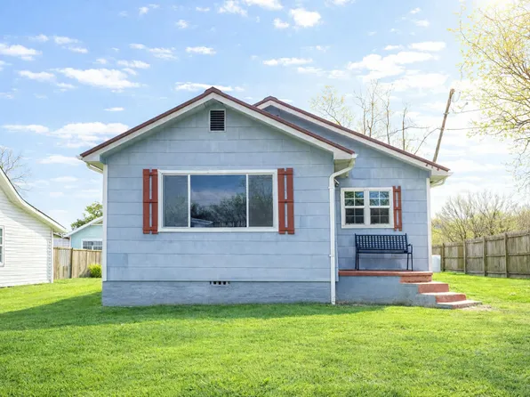 712 Henderson Ave, Rossville, GA 30741