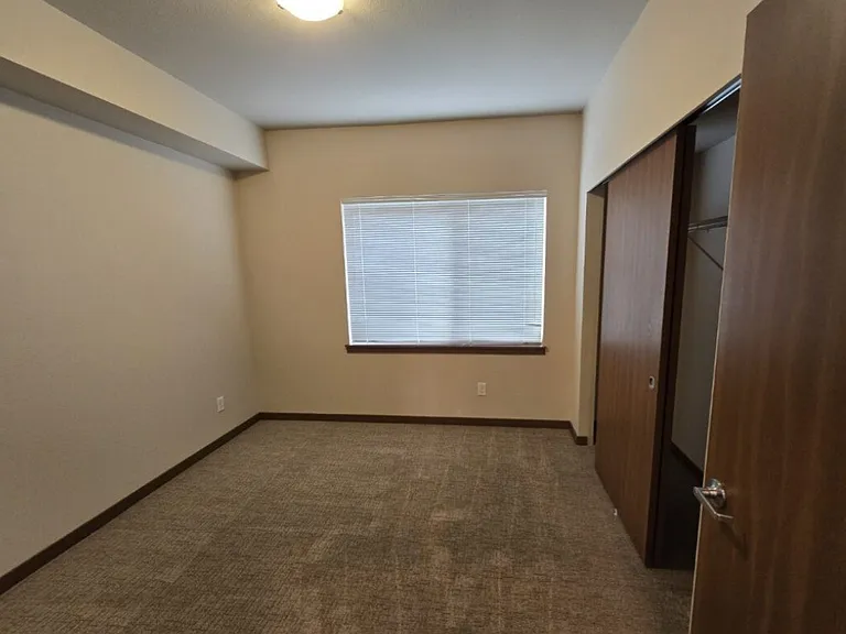 Deer Haven Apartments — Photo 27
