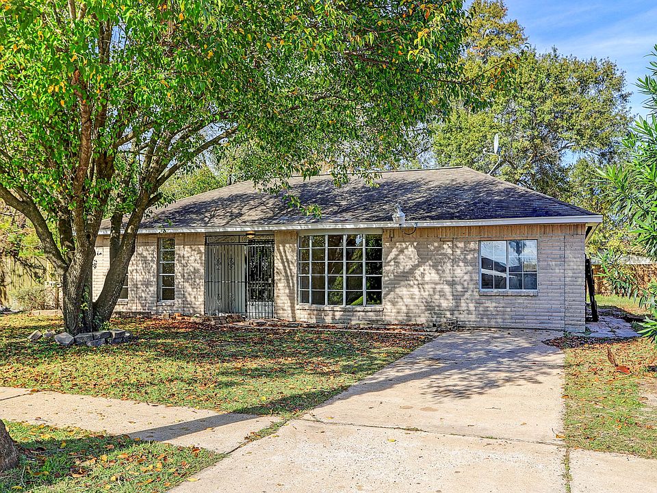 1st image of 311 Casa Grande Dr