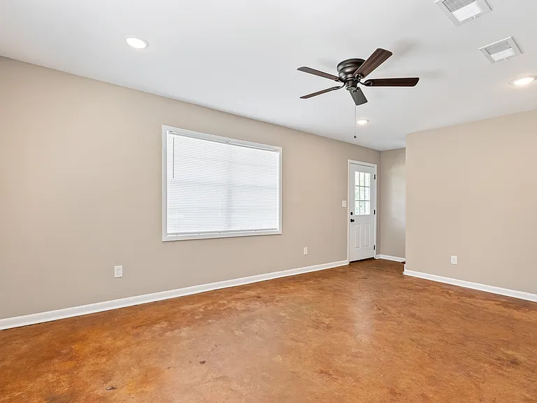240 Josh Ln — Photo 12