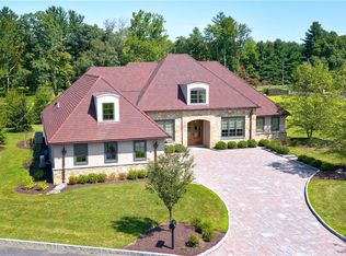 2747 Avenue Du Village Upper, Bethlehem, PA 18015