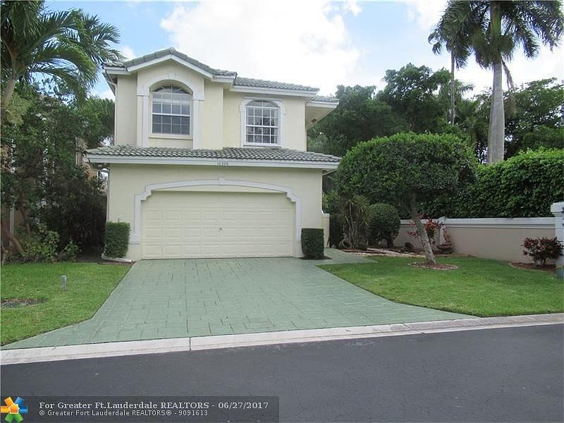 WELCOME HOME! Great location and curb appeal.
