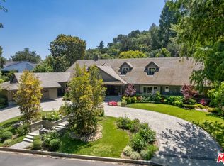 15946 Woodvale Rd, Encino, CA 91436
