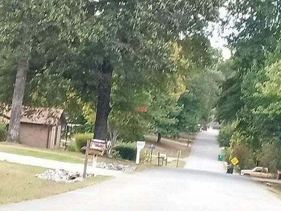 4th image of 2722 Ward Dr