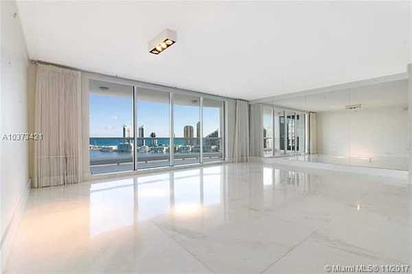 Home For Sale In Bella Mare