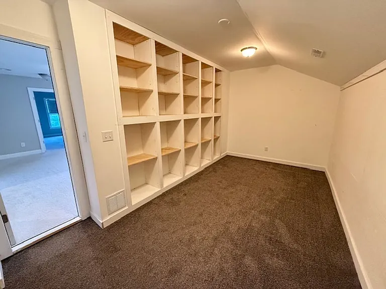 1044 Pigeon Point — Photo 30