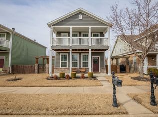 661 N Longfellow Ln, Fayetteville, AR 72704