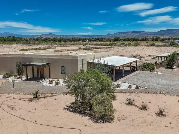 49 Radio Rd, Tularosa, NM 88352