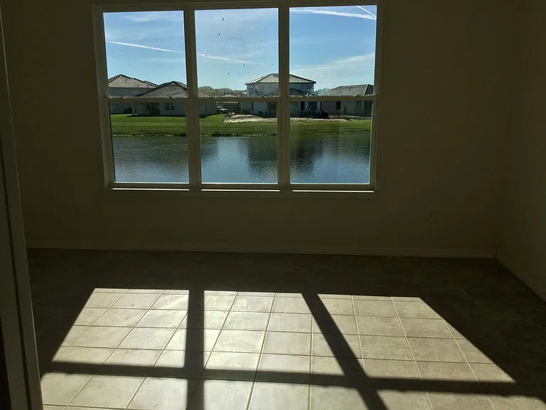1630 Kingfisher Ct — Photo 8