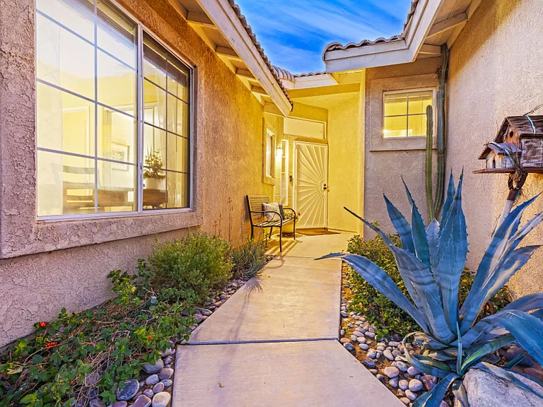 79150 Desert Stream Dr — Photo 13
