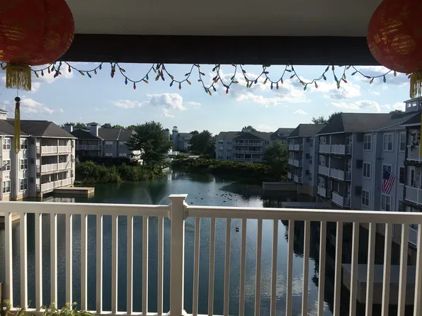 1106 Waters Edge Dr, Newark, DE 19702
