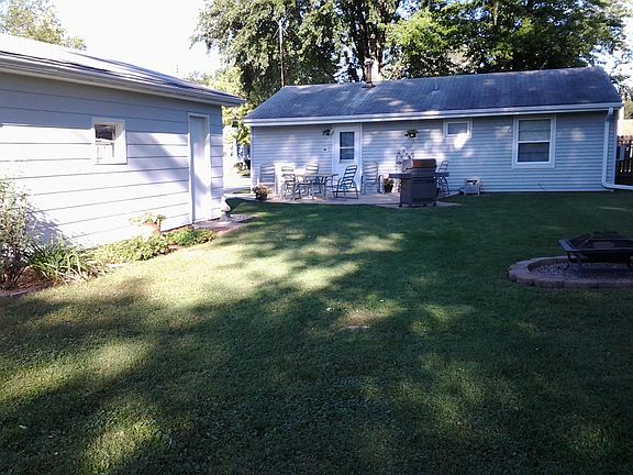 5th image of 1296 Rock Island Ave