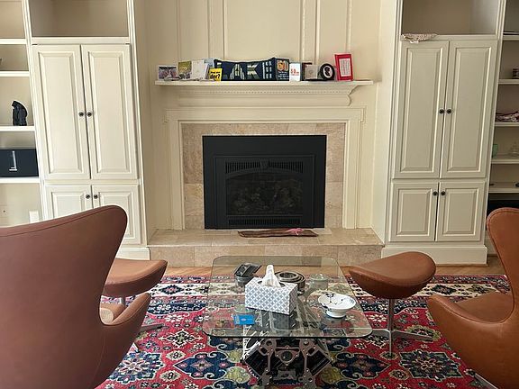 2nd image of 921 Vestavia Woods Dr