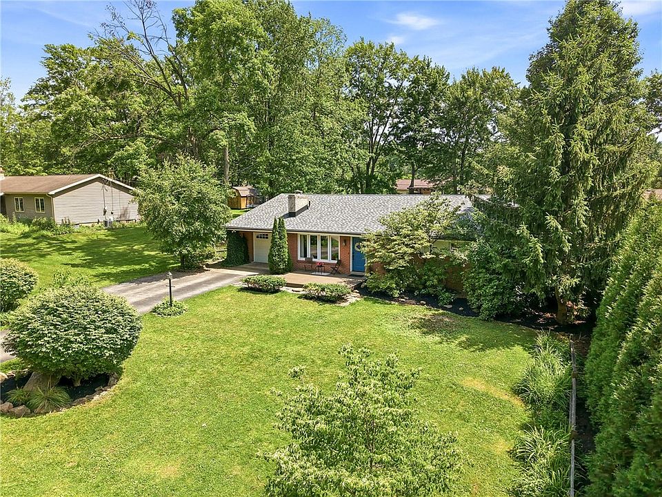 1st image of 1860 Rockwell Dr