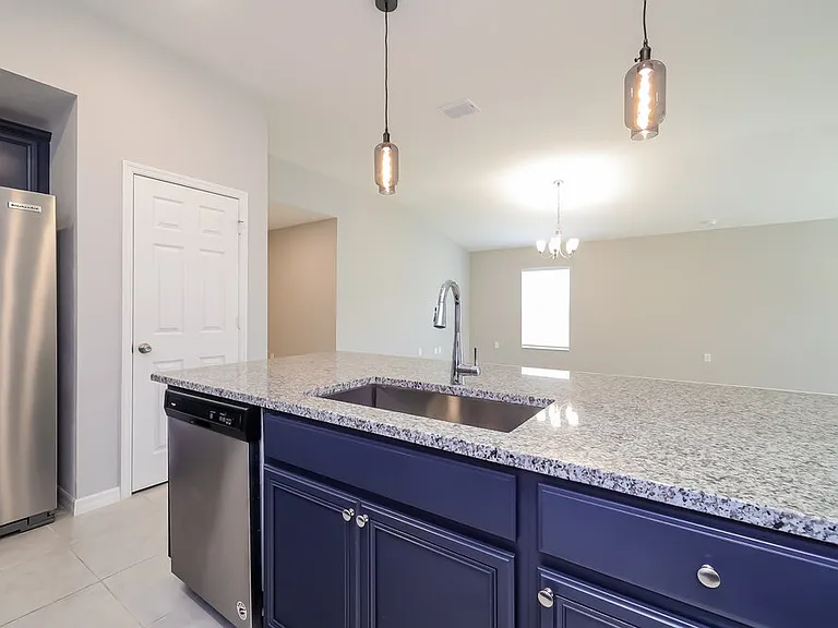 5016 Golden River Ln — Photo 6