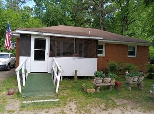 1602 Autumn Dr, Greensboro, NC 27405