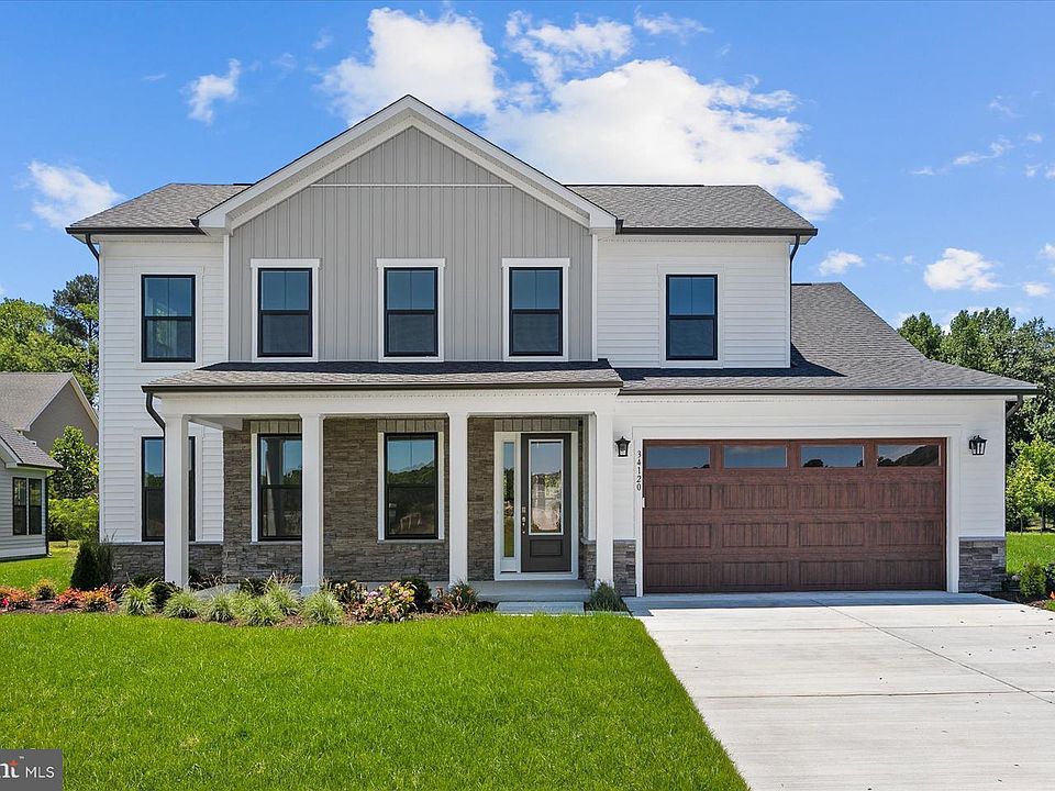 1st image of 34120 Hornbeam Dr