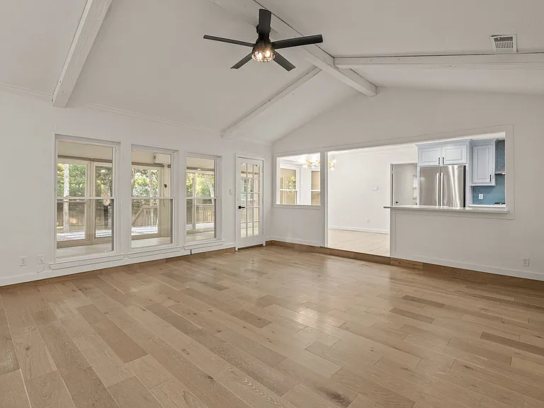 1015 Cimarron Cir — Photo 10