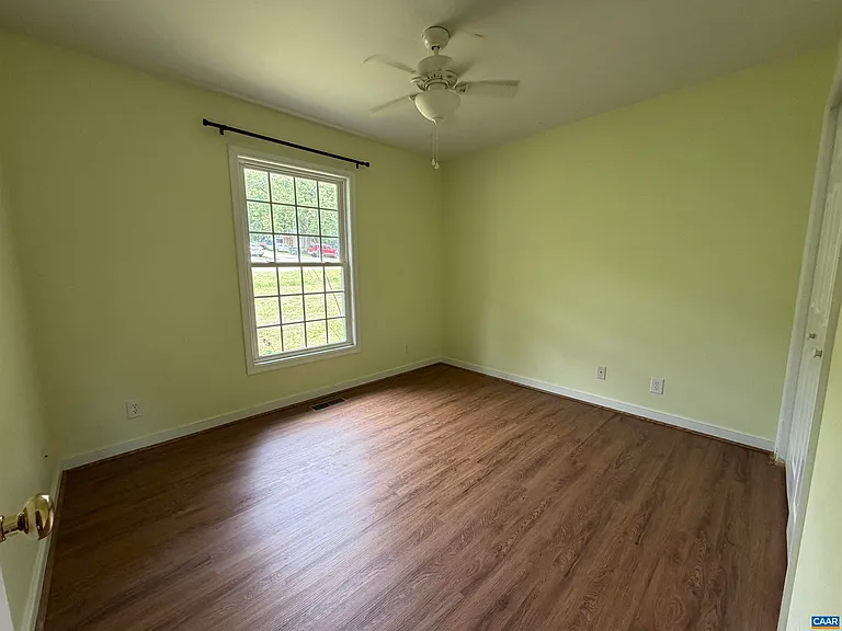 1720 Daybreak Ln — Photo 17