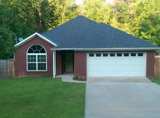 526 Vista Dr, Columbus, GA 31907