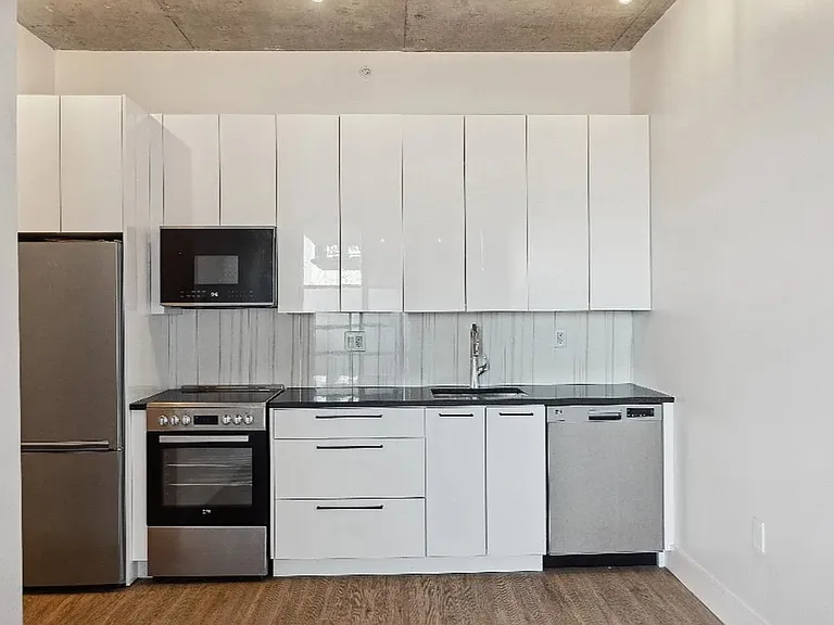 815 Flatbush Ave #202 — Photo 1