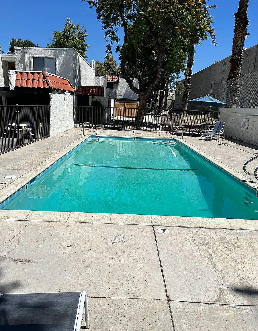 Stillmore — Photo 4