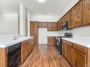1717 Fireside Way, Lemoore, CA 93245