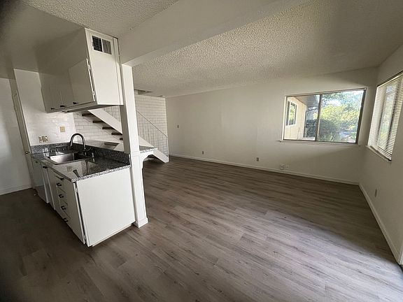 4th image of 1703 Donner Ave APT 3