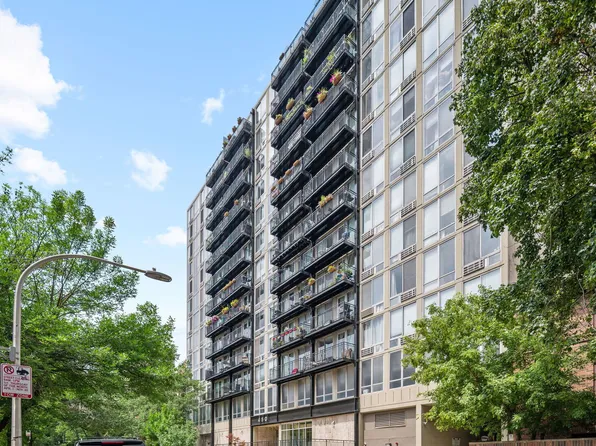 450 W Briar Pl APT 3J, Chicago, IL 60657