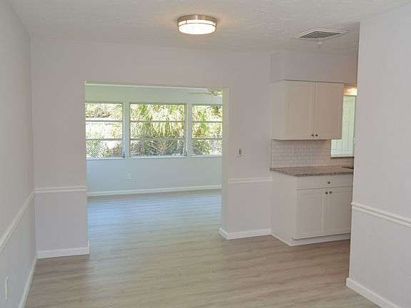 Leading to BIG Fam Rm.      