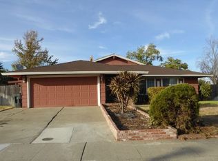 2 Bueno Ct, Sacramento, CA