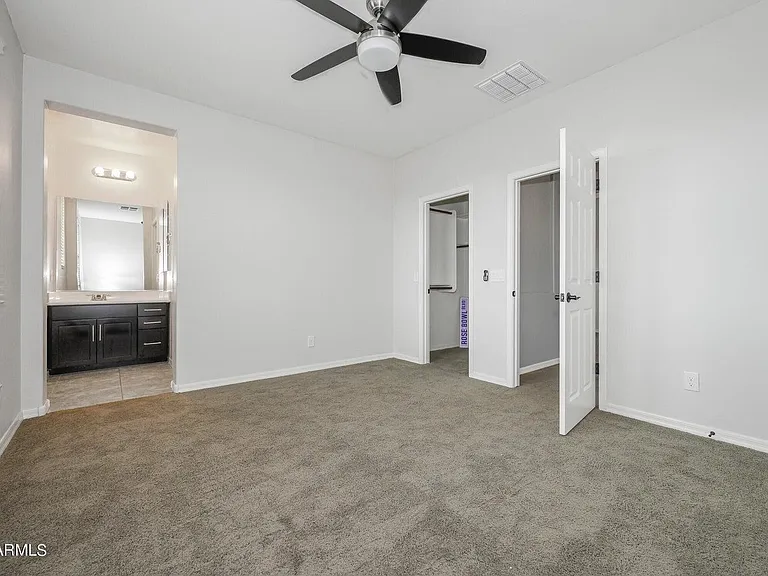 4374 E Mesquite St — Photo 2