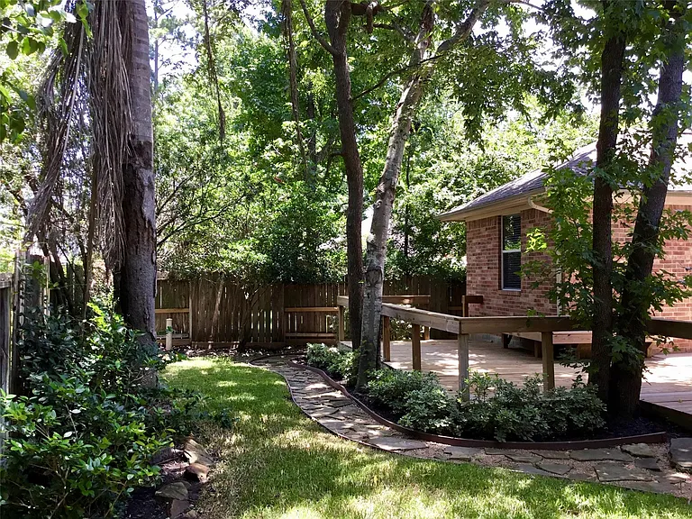 14 Heron Hollow Ct — Photo 35