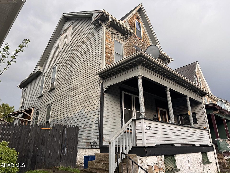 1st image of 2111 5th Ave