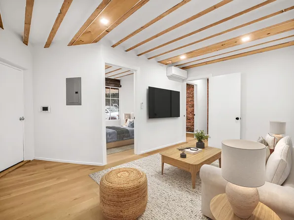 2 West 16th Street image 1 of 10