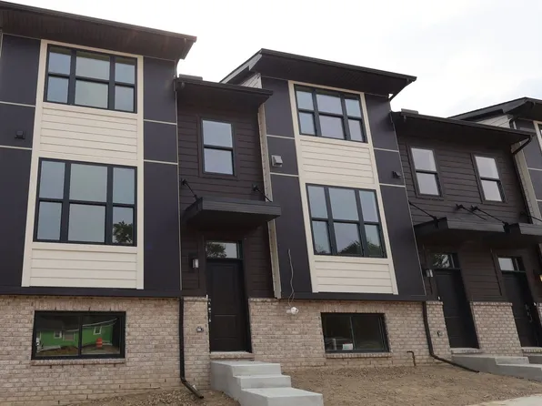 1016 Pine Tree Ln, Troy, MI 48085