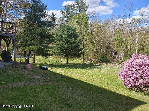 3rd image of 118 Hilltop Dr
