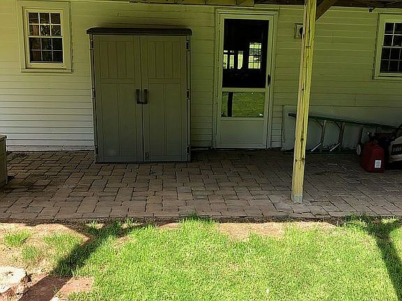 5th image of 208 Briarwood Dr