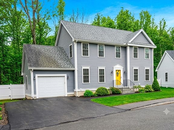 2nd image of 17 Mason Ln