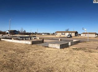 119 W Morton Ave, Greensburg, KS 67054
