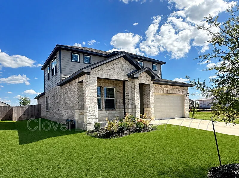 4 bed, 2.5 bath, 2416 sqft, $2,397 — Photo 1