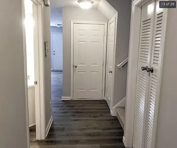 4233 Carson Ln — Photo 23