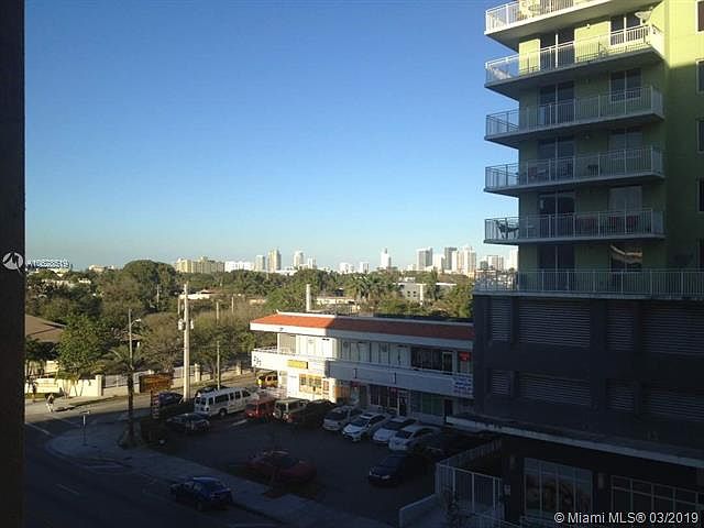 1st image of 218 NW 12th Ave APT 507