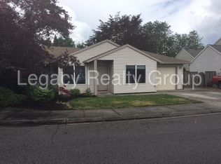 19414 Cokeron Dr, Oregon City, OR 97045