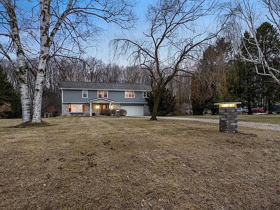 2nd image of 5304 Woodland DRIVE
