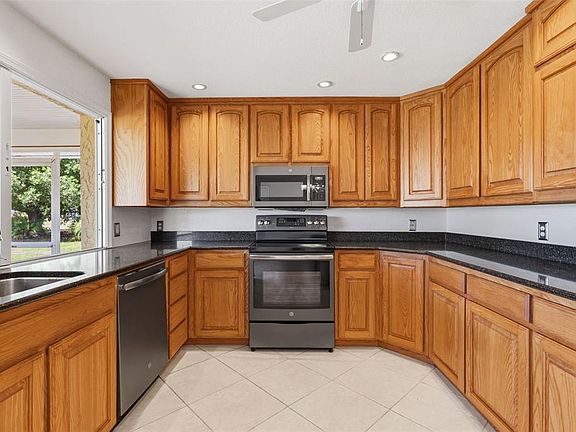 2nd image of 25391 Rupert Rd