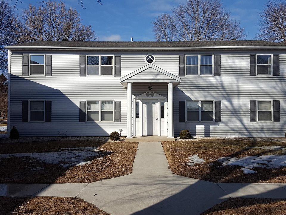4-plex. Unit #16 is main level unit on right side.