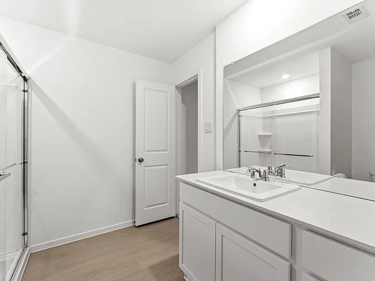18716 Loom Dr — Photo 17