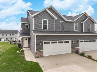 401 Jenny Ln Unit B, Heyworth, IL 61745